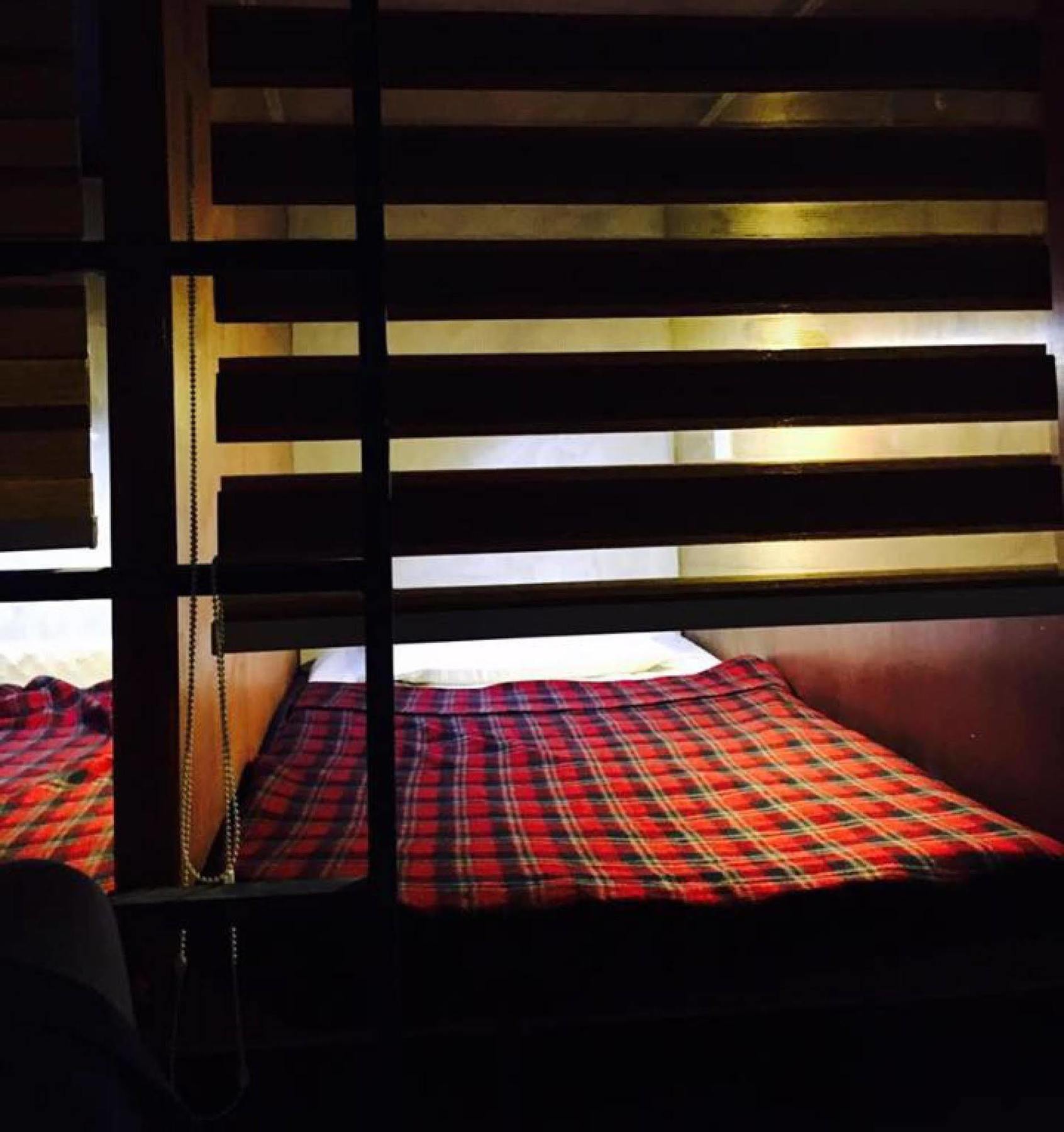 Wire Hostel Patong Exterior foto